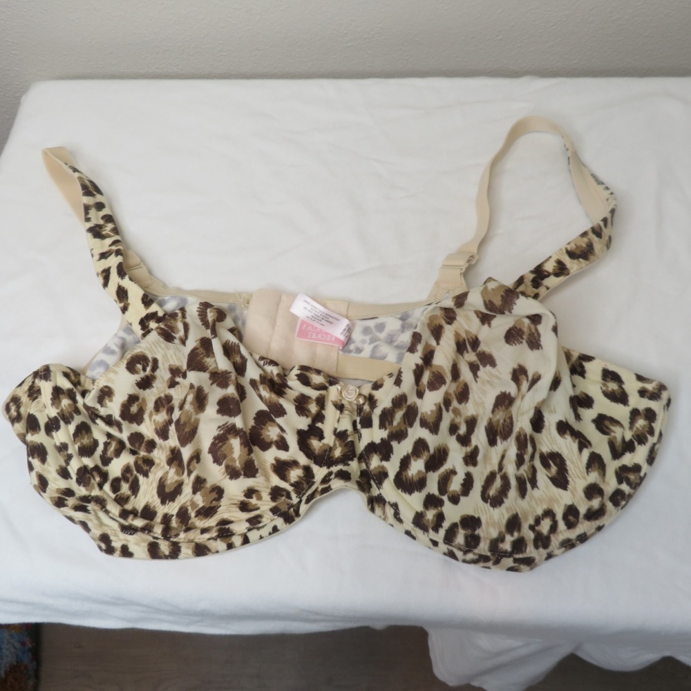 Victoria's Secret Leopard Print Underwire Bra Full Coverage 38D Animal Print